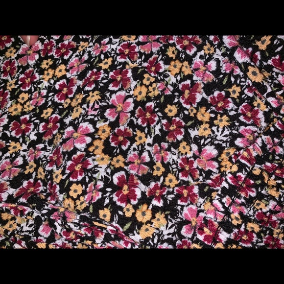 Floral romper - Picture 3 of 3